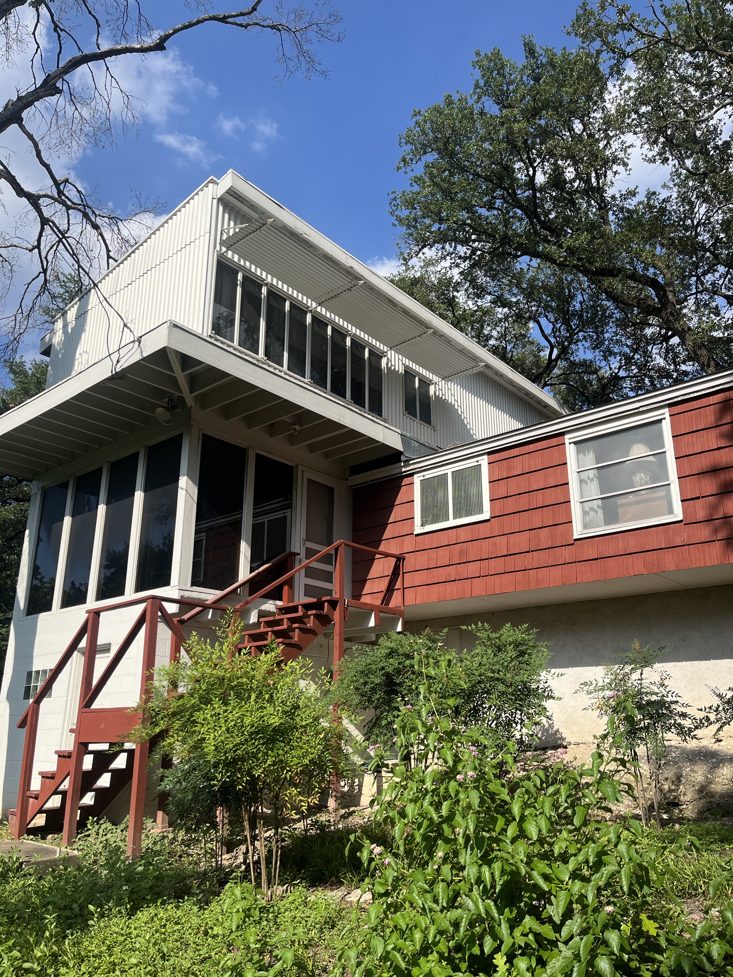 Midcentury Travis Heights estate sale begins tomorrow! Armstrong